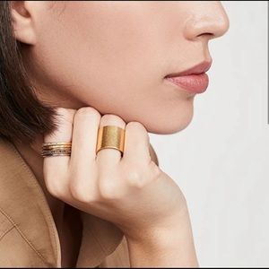 Madewell gold plated banded ring size 6